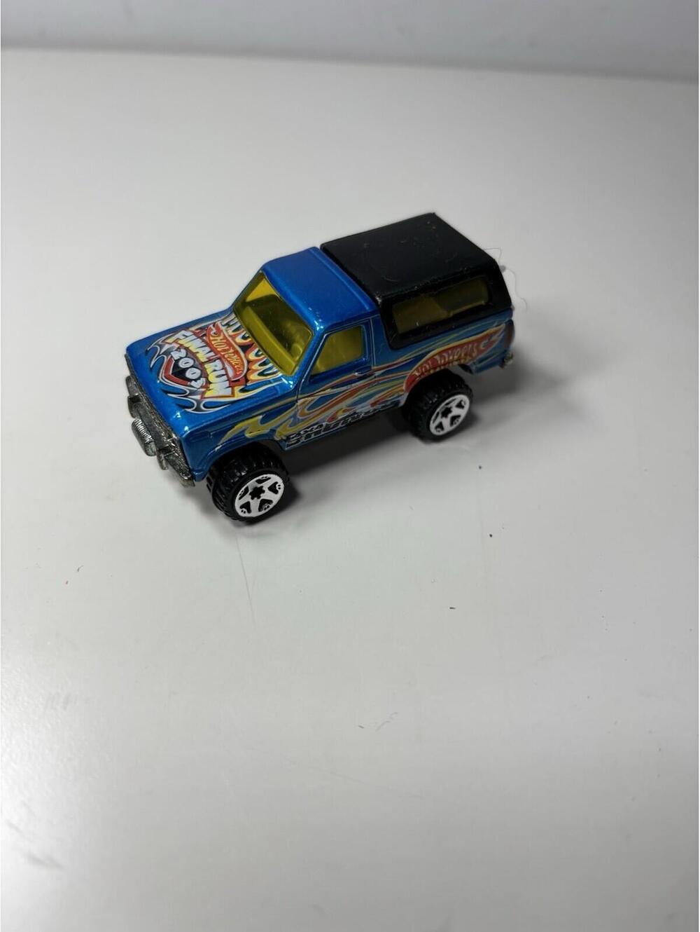 Ford Bronco Final Run 2003 Hot Wheels Blue w/Motorcycle 1980
